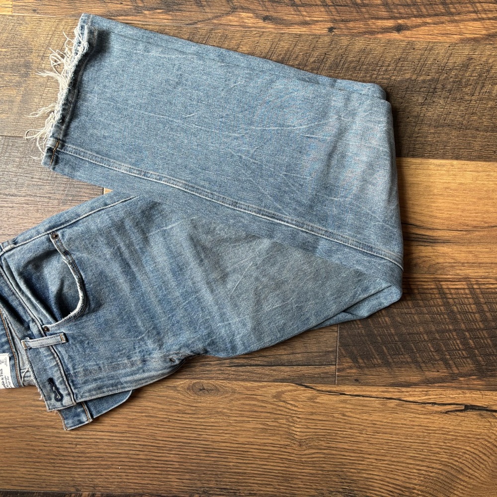 Ambercombie BOYFRIEND JEANS